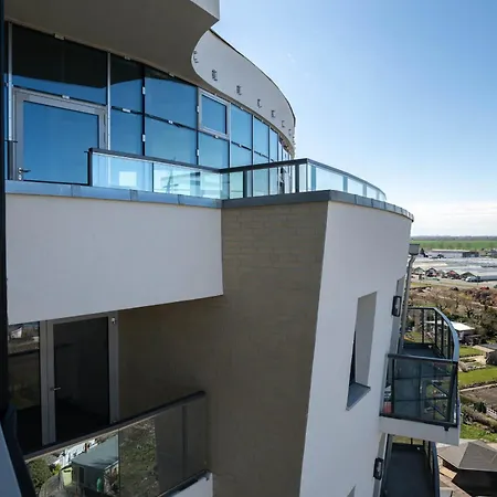 Exklusives Wohnen Im Historischen Wasserturm Dem Highlight Von We107 *